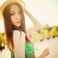 微信头像小清新戴帽女生唯美森系的 花香+美女相 微信头像小清新戴帽女生唯美森系的 花香+美女相