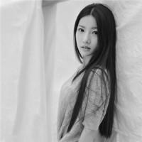 女生黑白头像唯美 去爱去见去想念