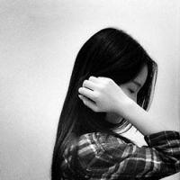 黑白女生头像高冷