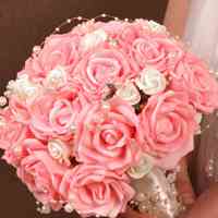 捧花系头像_充满幸福甜蜜爱意的捧花