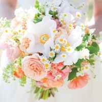 捧花系头像_充满幸福甜蜜爱意的捧花