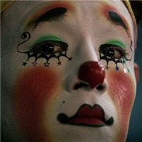 伤心哭泣的流泪小丑头像
