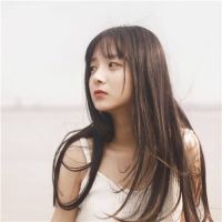 浅笑低敛眸 微信头像女生小清新长发