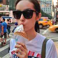 漂亮的女生生活照头像