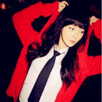 穿红色衣服非主流女生头像