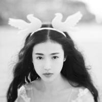 女生黑白头像唯美 去爱去见去想念