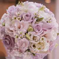 捧花系头像_充满幸福甜蜜爱意的捧花