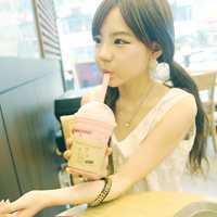 漂亮的女生生活照头像