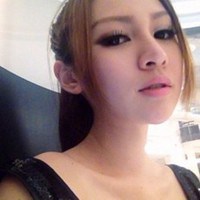 皮肤白皙微信美女真图片头像