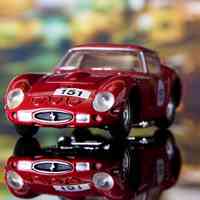 唯美好看的复古小汽车