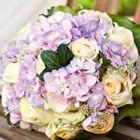 捧花系头像_充满幸福甜蜜爱意的捧花