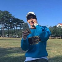 很帅的微信头像_很帅很酷的男生