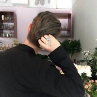 帅男生活照微信头像 真实帅哥生活照