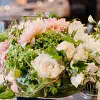 捧花系头像_充满幸福甜蜜爱意的捧花