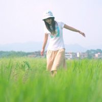 唯美的意境伤感颓废女生头像图片