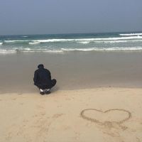 微信头像男唯美意境 海很蓝心放空