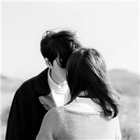 唯美伤感的个性黑白情侣微信头像图片