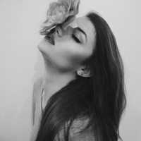 欧美高冷霸气女生头像