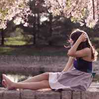 唯美的意境伤感颓废女生头像图片