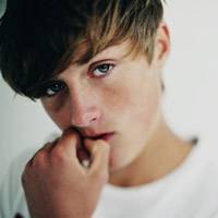 颓废欧美男生头像