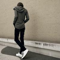 孤独一个人伤感头像