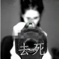 伤痛了的带字女生头像黑白伤感图片