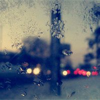 听见下雨的声音心被你唤醒