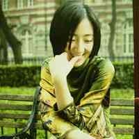 会心微笑唯美女生头像