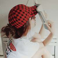 会心微笑唯美女生头像