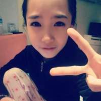 微信头像女生剪刀手 自拍就爱剪刀手