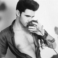 欧美黑白头像男生