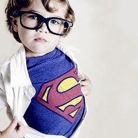 超级萌的戴眼镜可爱萌娃头像图片