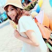 会心微笑唯美女生头像