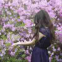 唯美简约清新很有意境的女生头像图片