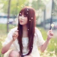 女生吹蒲公英头像图片