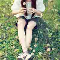 女生吹蒲公英头像图片