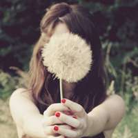 女生吹蒲公英头像图片