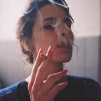 吸烟女人霸气头像吸烟女