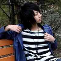 伤感失落的帅哥头像