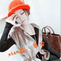 女生戴帽带字头像 拾回温暖的小妞