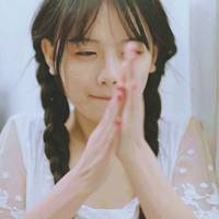 唯美简约清新很有意境的女生头像图片