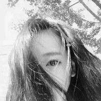 黑白个性女生头像 止不住的爱念旧