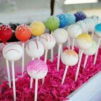 唯美彩虹色静物头像