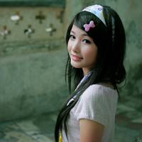 唯美简约清新很有意境的女生头像图片