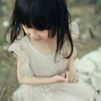 伤感忧郁意境女生头像