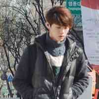 好看的清新清纯男生图片头像