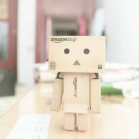 方盒子木头人头像 一个人对抗孤单和寂寞
