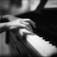 钢琴头像意境_好看的唯美钢琴头像图片