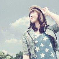 伤感忧郁意境女生头像