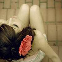 唯美的意境伤感颓废女生头像图片